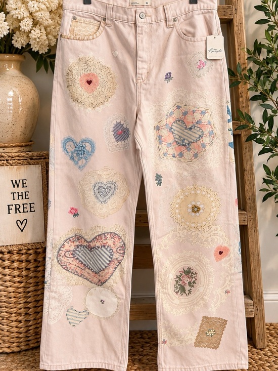 We The Free Denim - Free People We The Free Illusion Printed Straight Leg Jeans Pink Hearts NWT 31